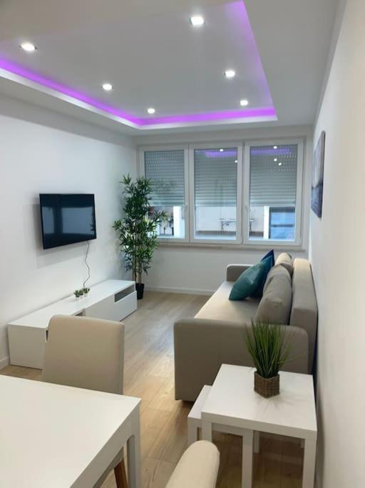 בריירו Lovely 2 Bedroom Apartment In South Lisbon מראה חיצוני תמונה
